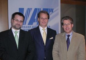 von links: Hr. Thoma, DI Wieser, DI Mündl