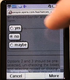 Fingertouch-Zoom auf ein Auswahlformular (Foto: Opera Labs)