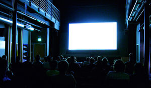 Kino: Bringt wieder mehr Werbung auf die Leinwand (Foto: flickr.com, Kenneth Lu)