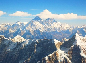 Mt. Everest: Fragwürdiger Ort für Sonnenstrom (Foto: pixelio.de/Skeiwoker)