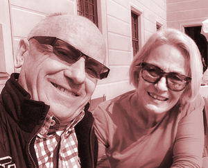 Älteres Paar: Glück spielt keine zentrale Rolle (Foto: pixelio.de, Rainer Sturm)