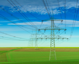 Strommasten: deutscher Energieverbrauch sinkt (Foto: pixabay.com, jplenio)