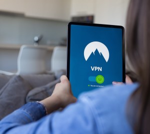 Tablet: Großteil nutzt VPNs mit iOS-Betriebssytem (Foto: pixabay.com, StefanCoders)