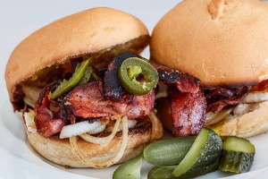 Burger: Fettreiches Essen kann gefährlich sein (Foto: Steve Buissinne, pixabay.com)
