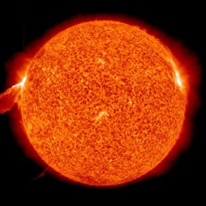 Sonnenausbruch: Strahlung und Materie werden freigesetzt (Foto: pixabay.com, Wikilmages)