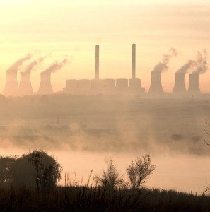Kohlekraftwerk Duvha: Korruption als Hürde bei der Energiewende (Foto: Juanita Mulder, pixabay.com)