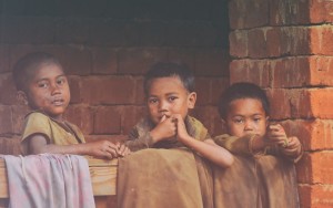 Kinderarmut: Situation bleibt weltweit angespannt (Foto: pixabay.com, Fifaliana Joy)