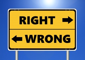 Richtig versus falsch: KI hilft bei moralischen Dilemmas weiter (Foto: pixabay.com, Tumisu)