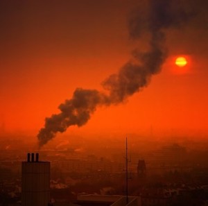 Fataler Smog: Dieser bedroht die Gesundheit von genesenen Krebspatienten (Foto: Joe, pixabay.com)