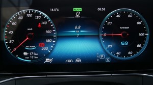 E-Auto-Cockpit: Hersteller suchen Fachkrafte für Emobilität (Foto: pixabay, autoknipser-de)
