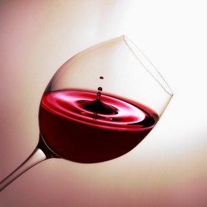 Rotwein: Auch nur ein Glas pro Tag ist nicht gesund (Foto: pixabay.com, Christine Sponchia)