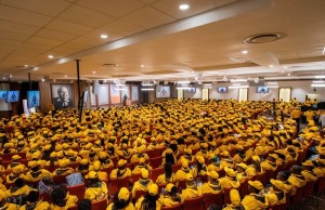 Graduation der Kursabsolventen (Foto: Scientology Kirche)