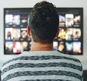 TV-User: Sehgewohnheiten geheim für Werbezwecke genutzt (Foto: Mohamed Hassan, pixabay.com)