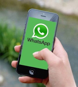 WhatsApp: US-Banker haben darüber mit Kunden kommuniziert (Foto: pixabay.com, Vika_Glitter)