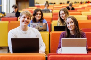 Studieren in drei Ländern (Foto: Peter Rauchecker)