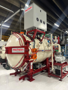 Vacuum Furnace (Foto: AICHELN Group)